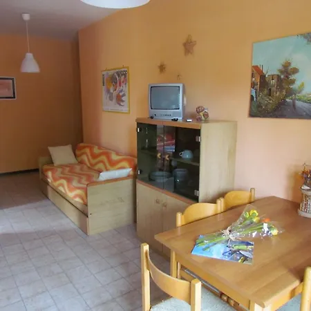 Appartamento Welcoming Flat In A Modern - Beahost